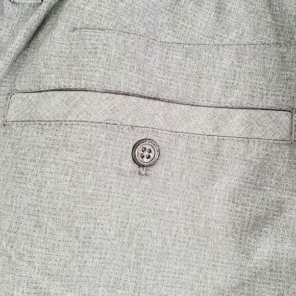 Under Armour UA Golf Pants Mens Size 40x32 Gray Loose Flat Front Chino - Picture 7 of 9